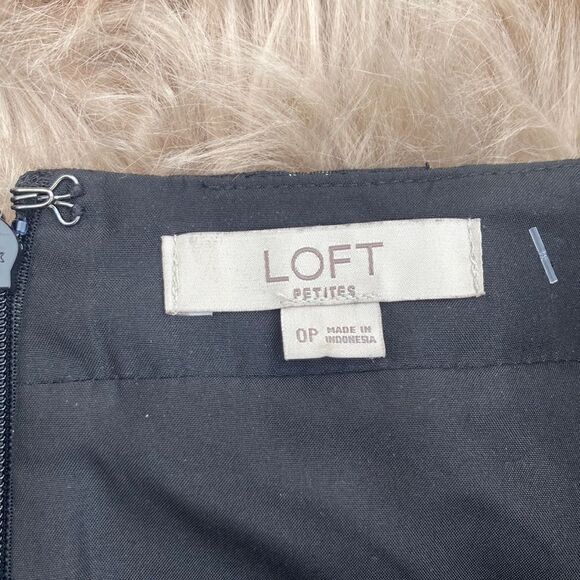 Loft Faux Wrap Black Metallic Floral Embossed Mini Skirt - Picture 4 of 7